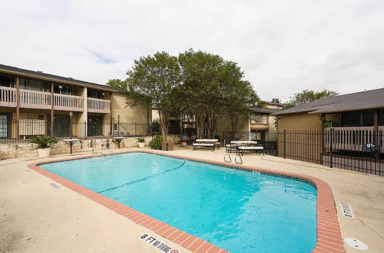 Condo Near Downtown Austin - 2Br מראה חיצוני תמונה